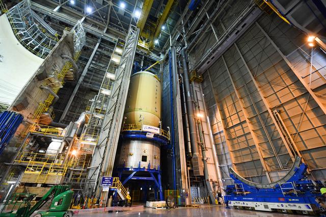 NASA image: Space Launch System Liquid Oxygen Tank Test Article Manufacturing at NASA’s Michoud Assembly Facility